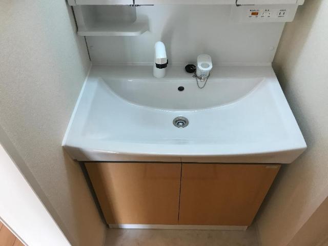 洗面設備　洗髪洗面化粧台