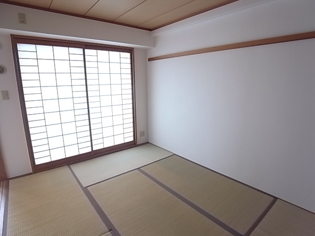 ヒルズ上甲子園の内装写真