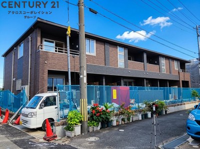建物外観　宅配BOX付きで不在時も便利です！