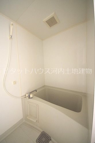 すずらんIVの風呂写真