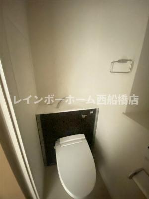 ＪＲ総武線 下総中山駅 徒歩17分 4階建 築9年のトイレ写真