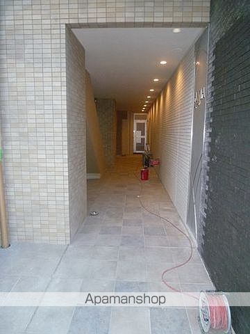 ＪＲ山手線 巣鴨駅 徒歩1分 9階建 築15年の外観写真