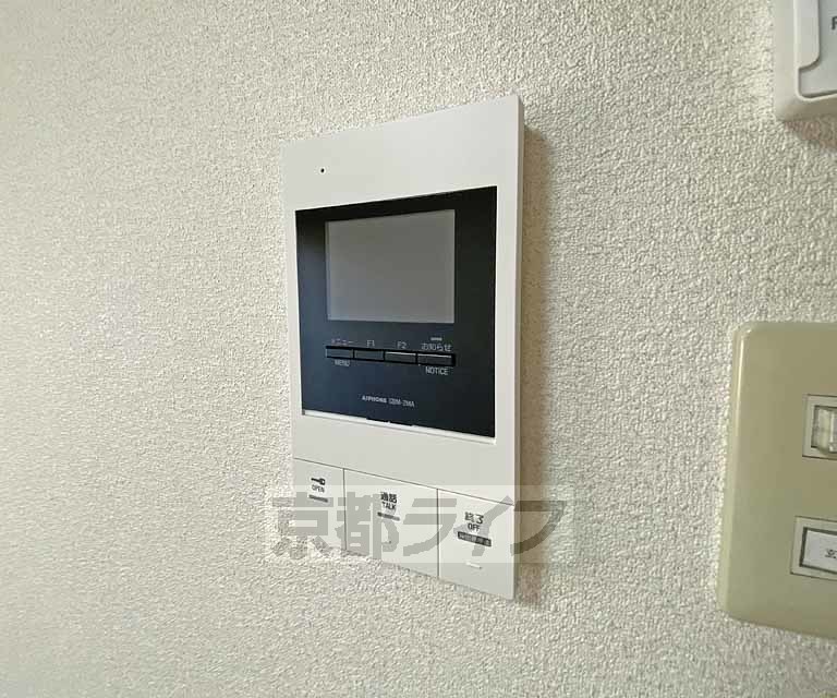 セキュリティ　モニターで来客確認できるので安心です。