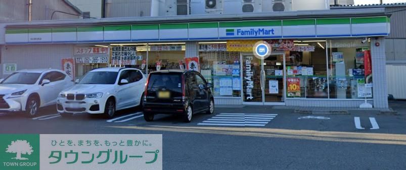 コンビニ　ファミリーマート中川押元町店（コンビニ）まで580m
