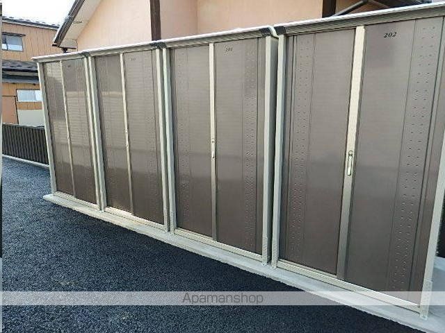 仙台市地下鉄南北線 河原町駅 バス乗車時間：17分 最寄りバス停で下車 徒歩6分 2階建 築7年の外観写真