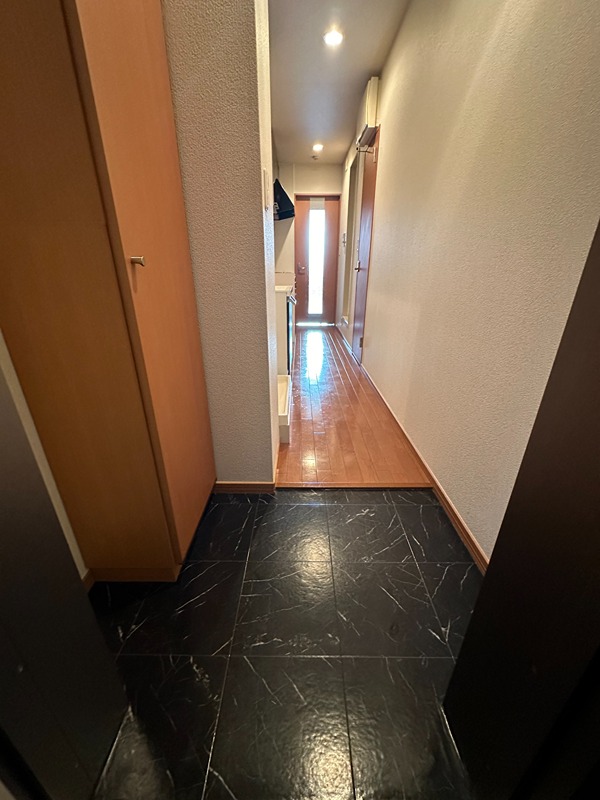 メゾンすみやの玄関写真