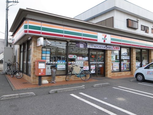 コンビニ　セブンイレブン 市原青柳店（コンビニ）まで700m