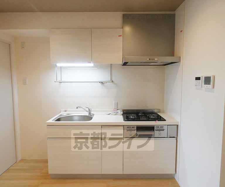 京阪宇治線 観月橋駅 徒歩8分 3階建 築9年のキッチン写真