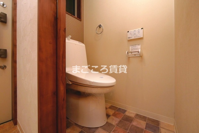 Luxe浜寺Aのトイレ写真