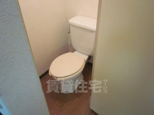 叡山電鉄叡山本線 元田中駅 徒歩4分 5階建 築48年のトイレ写真