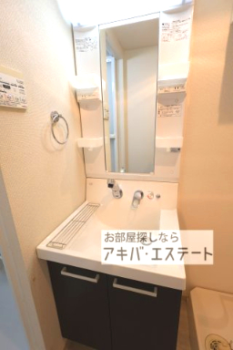 洗面設備　同一仕様写真