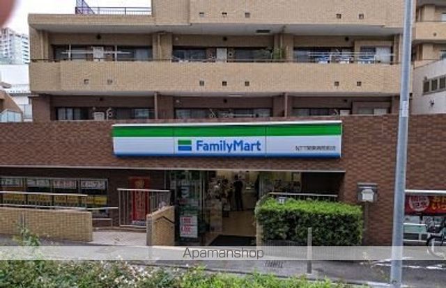 コンビニ　ファミリーマートＮＴＴ関東病院前店（コンビニ）まで806m