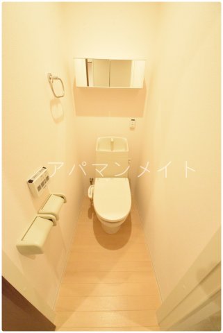 トイレ　シャワー付きトイレ