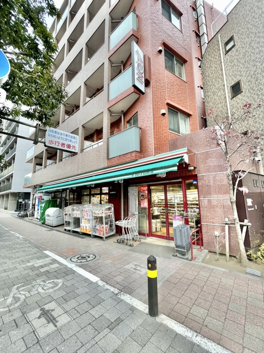 スーパー　まいばすけっと西池袋３丁目店（スーパー）まで72m