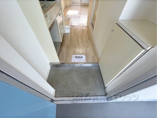KITANOクレセントの玄関写真