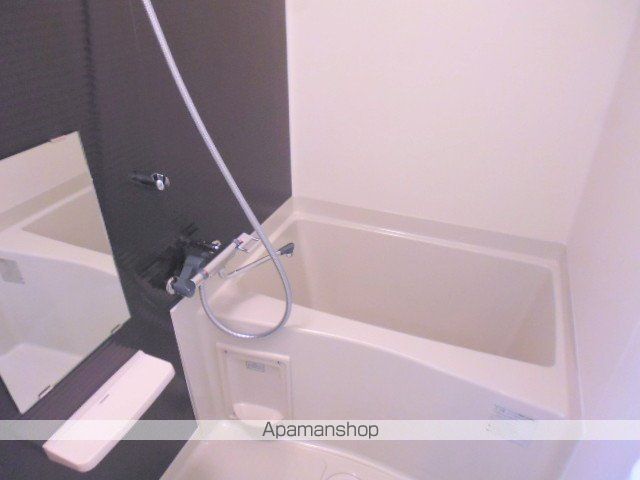 地下鉄長堀鶴見緑地線 今福鶴見駅 徒歩4分 11階建 築11年の風呂写真