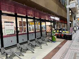スーパー　成城石井武蔵小山店（スーパー）まで652m