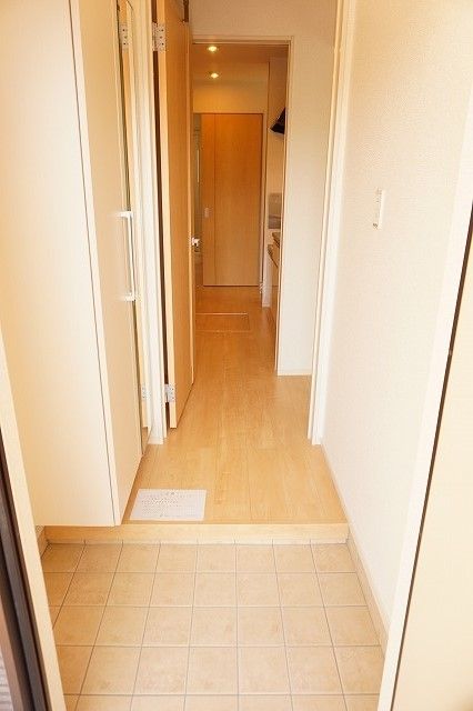 クラール元山リゾンネの玄関写真