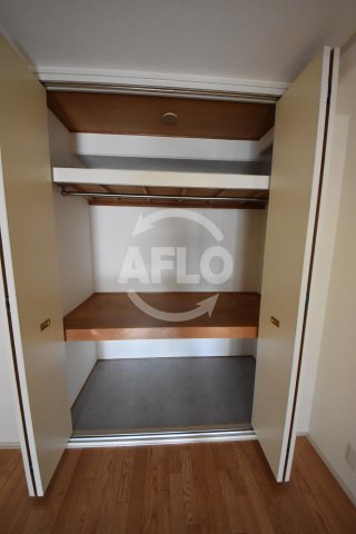 収納　アストレア内淡路　クローゼット