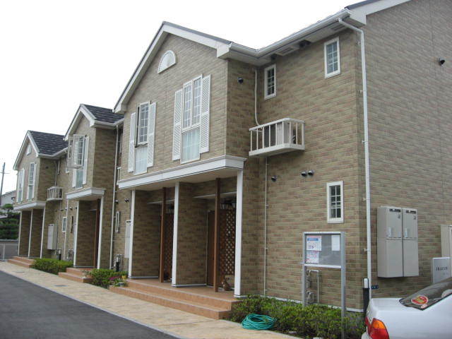 建物外観　住環境良好です。