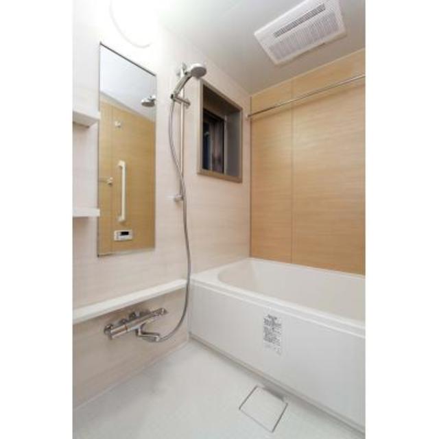 バス・シャワールーム　※写真は同タイプ住戸です。
