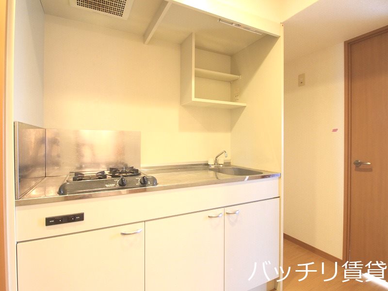 キッチン　画像は別号室イメージの為、現況を優先いたします。