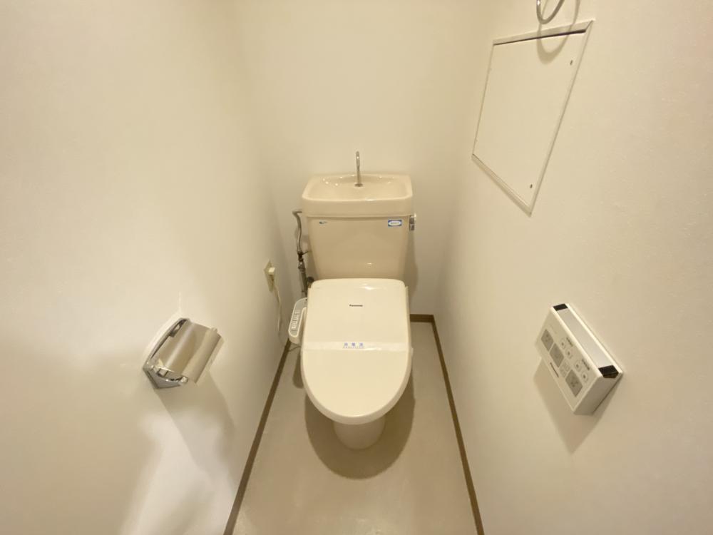 【パステロのトイレ】