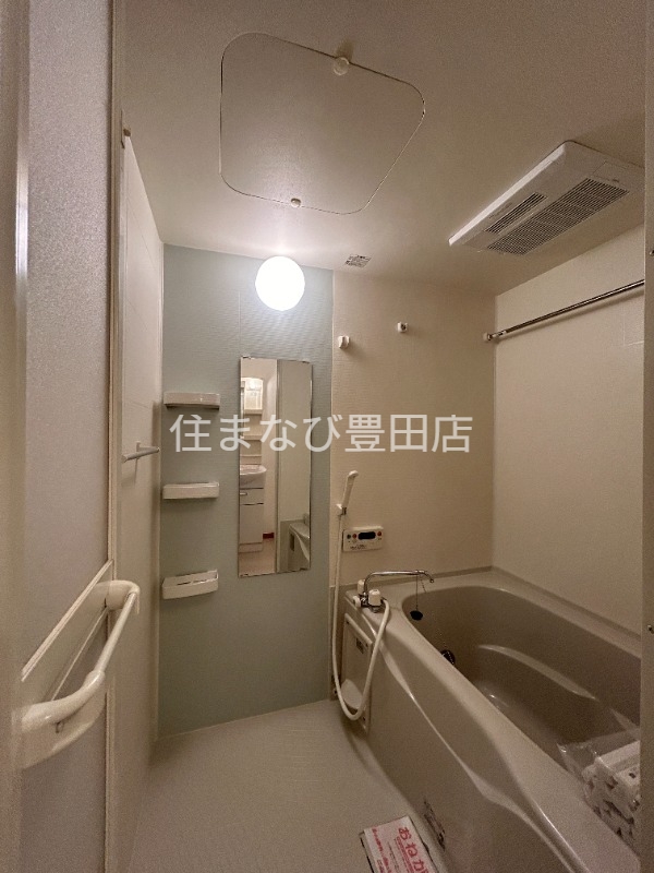 バス・シャワールーム　同型タイプ