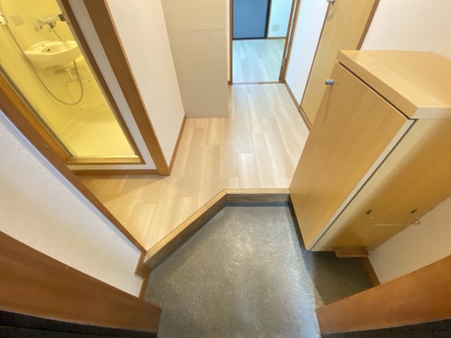 玄関　内山ハイライズ