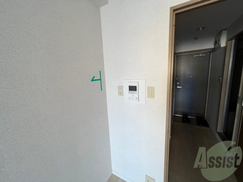 その他設備　モニター付きインターホンは来客時に顔を確認できて安心ですね。