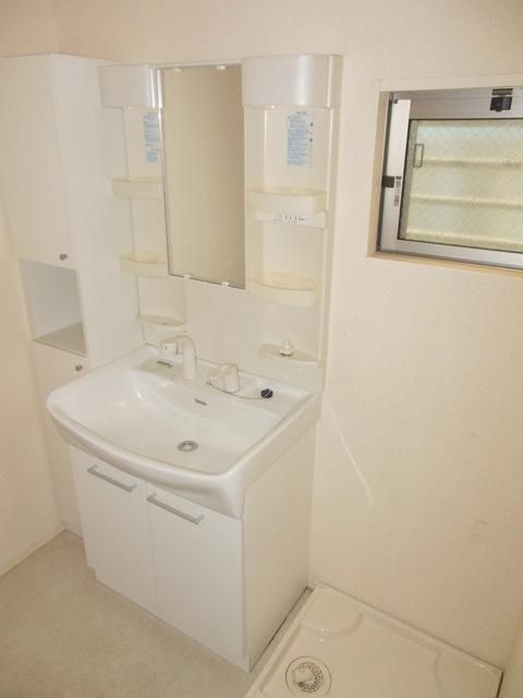 洗面設備　★洗髪洗面化粧台です★