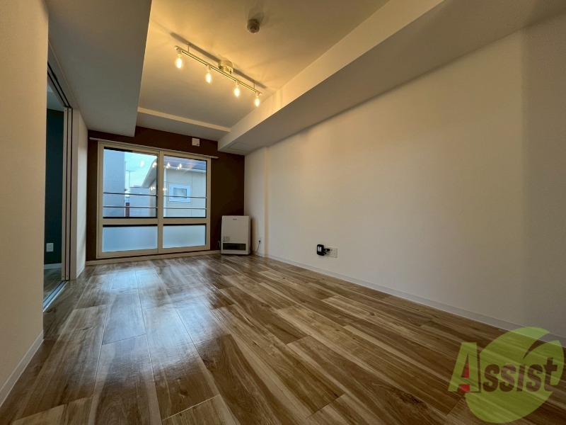 居室・リビング　広くてキレイなお部屋が広がっていて、充実した生活が送れそう。