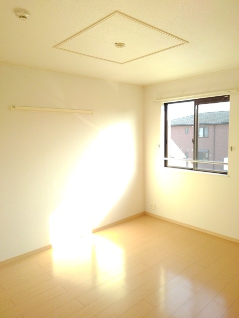 その他部屋・スペース　６帖の洋室！