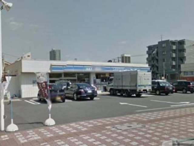 コンビニ　ローソン八王子南新町店（コンビニ）まで318m