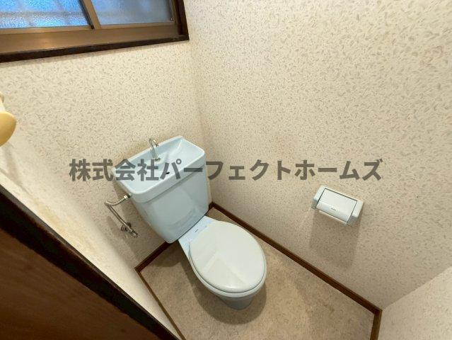 トイレ　落ち着いたトイレです