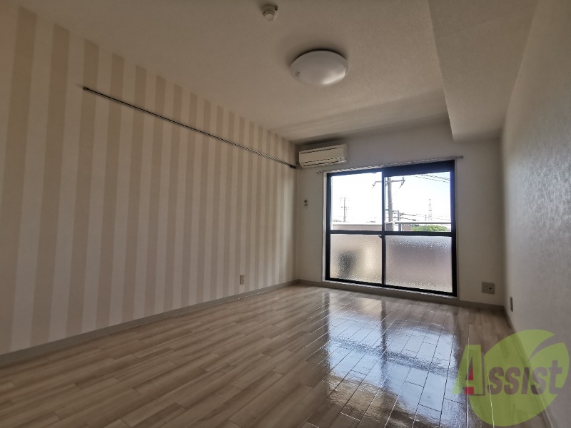 居室・リビング　１０帖の洋室です広々として使いやすそうですね！