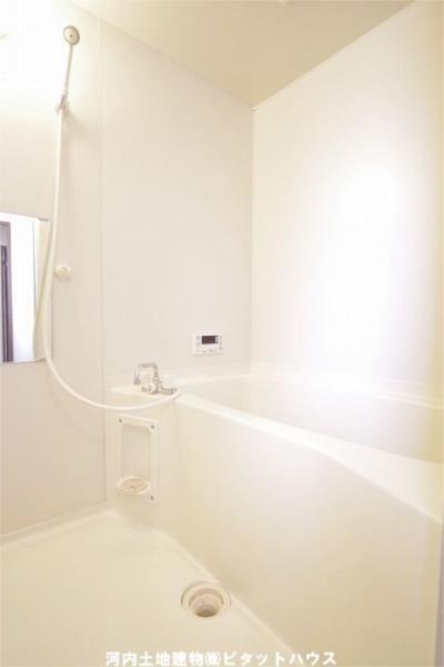 バス・シャワールーム　バス／シャワー