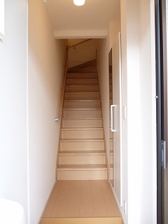 玄関　収納もある玄関です