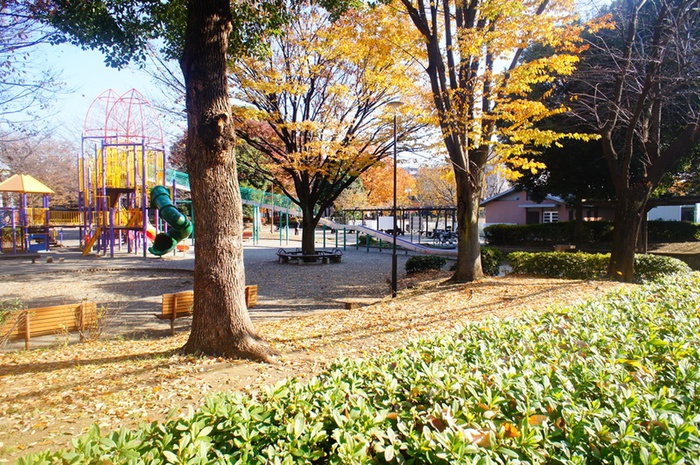 公園　東柏ケ谷近隣公園（公園）まで150m
