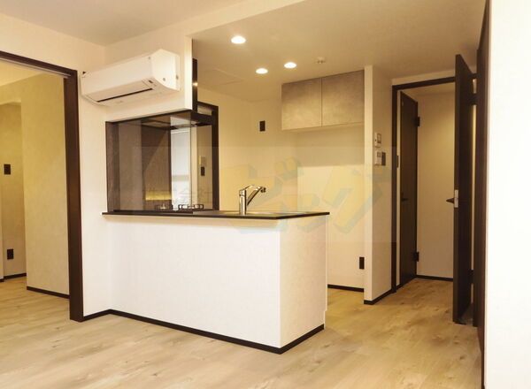 居室・リビング　☆10.3帖の広々としたリビングです♪