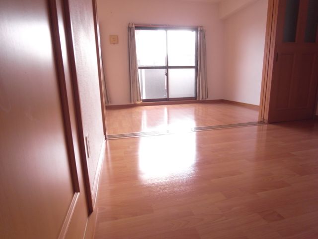 その他部屋・スペース　リビング　１４．２帖