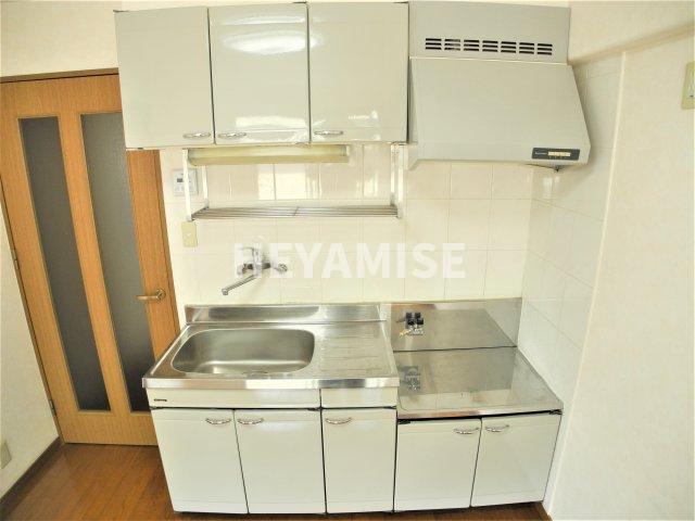 キッチン　※同間取りの別の階のお部屋の画像です※現況を優先します