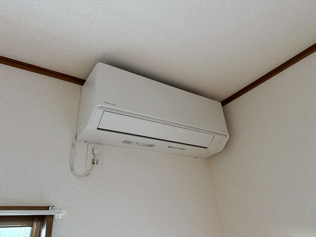 その他設備　暑い夏や寒い冬に大活躍のエアコン付きです☆冷暖房完備で1年中