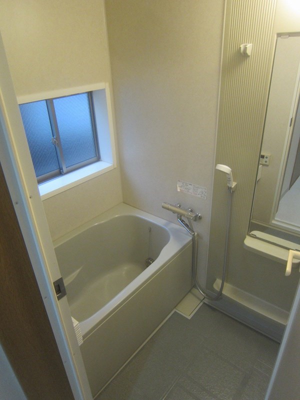 バス・シャワールーム　（別タイプ参考写真）メゾン・グランディール　北区滝野川3