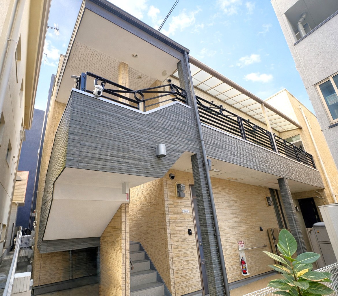 建物外観　デザイナーズ＆メゾネット女性専用賃貸物件・2-3階・角部屋