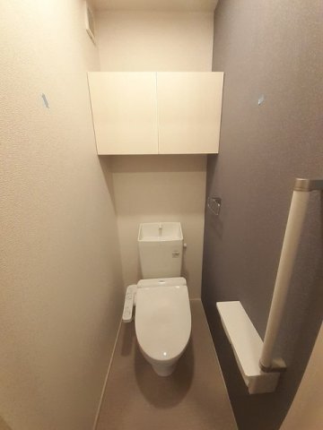 トイレ　コンパクトで使いやすいトイレです
