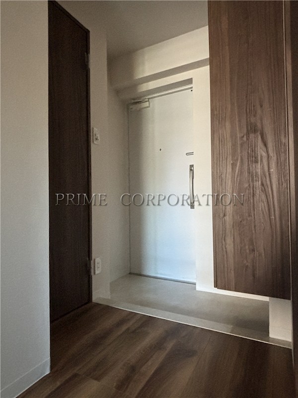 玄関　※参考写真※