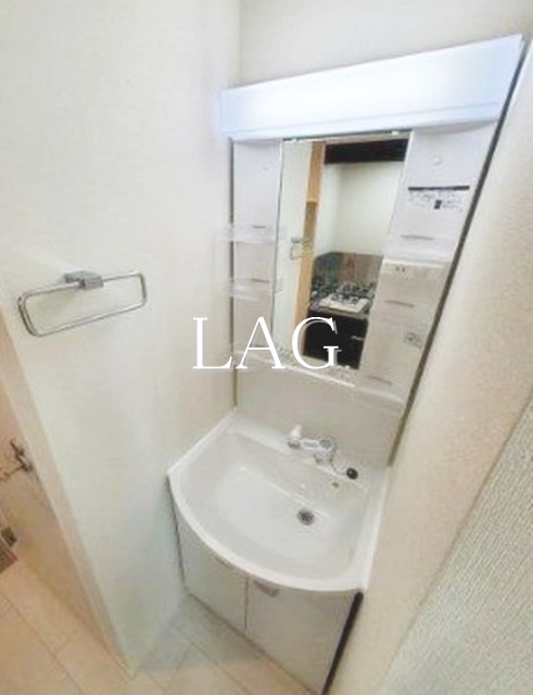 洗面設備　洗面台です。