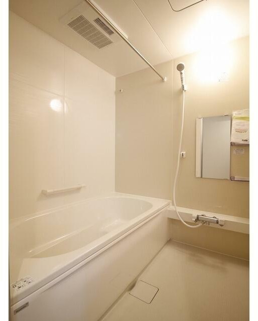 バス・シャワールーム　日々の疲れを癒すお風呂です♪