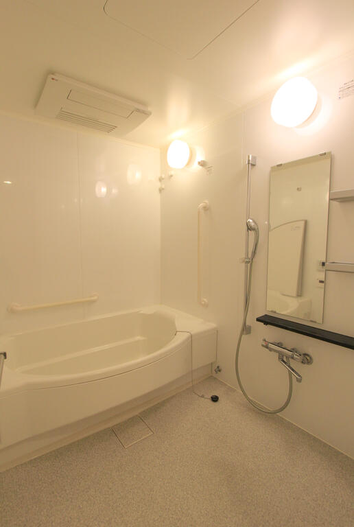 バス・シャワールーム